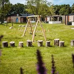 度假居 In Veluwe With Veranda 福尔特赫伊曾