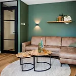 度假居 In Veluwe With Veranda